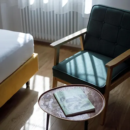 Electric Rooms & Suites Trento Room photo