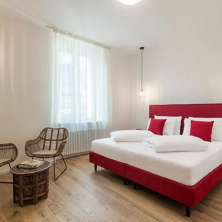 Electric Rooms & Suites Trento Room photo
